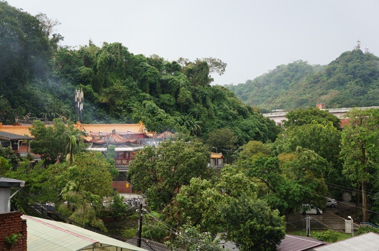 宝藏岩国际艺术村图片